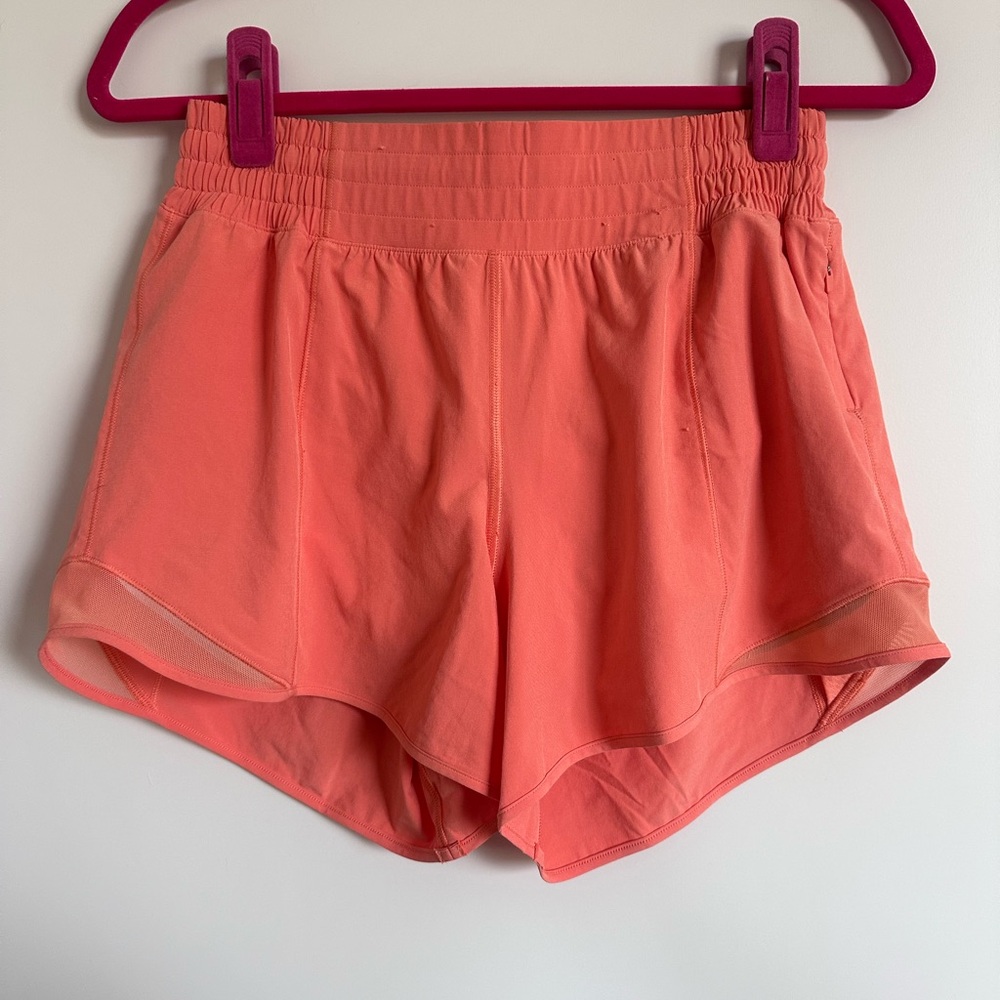 lululemon athletica hotty hot 4” Women's Shorts